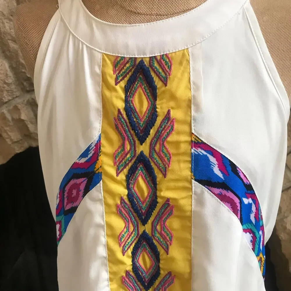 YD Embroidered Sleeveless Geometric Print White Dress Girl's Size 10/11 Years